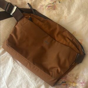 Bellroy Venture Sling 9L